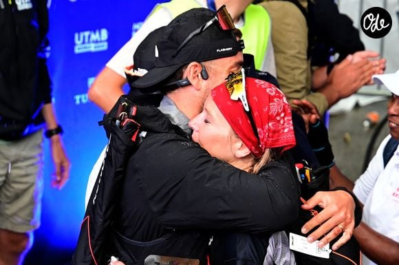 Amandine Petit (9 heures et 3 minutes) et son mari Julien Georges à l'arrivée de la course MCC (40 kms) de l'UTMB (Ultra Trail du Mont Blanc) à Chamonix le 24 août 2026.

© Romain Doucelin / Bestimage