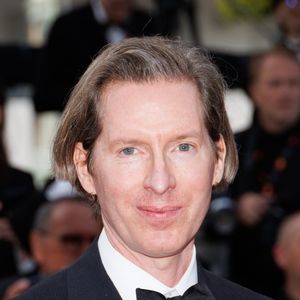 Wes Anderson à la montée des marches du film « The Phoenician Scheme » lors du 78ème Festival International du Film de Cannes, au Palais des Festivals à Cannes. Le 18 mai 2025. © Jacovides-Moreau / Bestimage