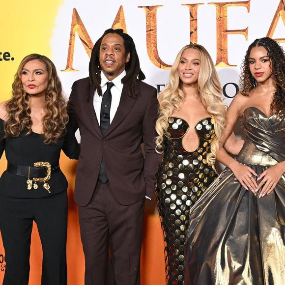 Sa fille Blue Ivy prête sa voix à l'un des personnages du film centré sur le père de Simba, Kiara

Tina Knowles, Jay-Z, Beyonce et leur fille Blue Ivy lors de la première de "Mufasa" le 9 décembre 2024 à Hollywood