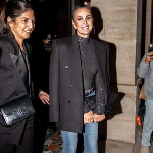 Maman de deux filles, Jade et Joy, la veuve de Johnny Hallyday affiche toujours une silhouette longiligne et une peau lisse. 


Laeticia Hallyday quitte les Costes, Paris, France le 14 octobre 2024. Photo by ABACAPRESS.COM