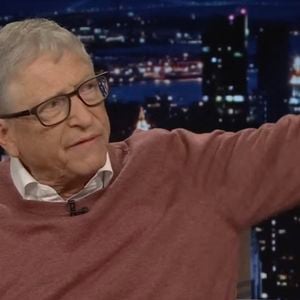 Bill Gates sur le plateau du Late Show de Jimmy Fallon sur NBC.
Picture supplied by JLPPA / Bestimage