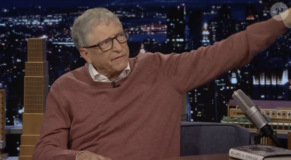 Bill Gates sur le plateau du Late Show de Jimmy Fallon sur NBC.
Picture supplied by JLPPA / Bestimage