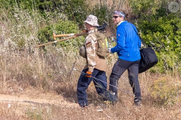 La police portugaise reprend les investigations, deux ans après les dernières fouilles menées au Portugal. De nouvelles recherches ont commencé aujourd'hui près de Praia da Luz, là où Maddie McCann a disparu en mai 2007. Praia da Luz, le 3 juin 2025.