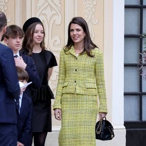 La famille princière monégasque dans la cour d'honneur du palais lors de la fête nationale à Monaco le 19 novembre 2025. © Dominique Jacovides - Bruno Bebert / Bestimage