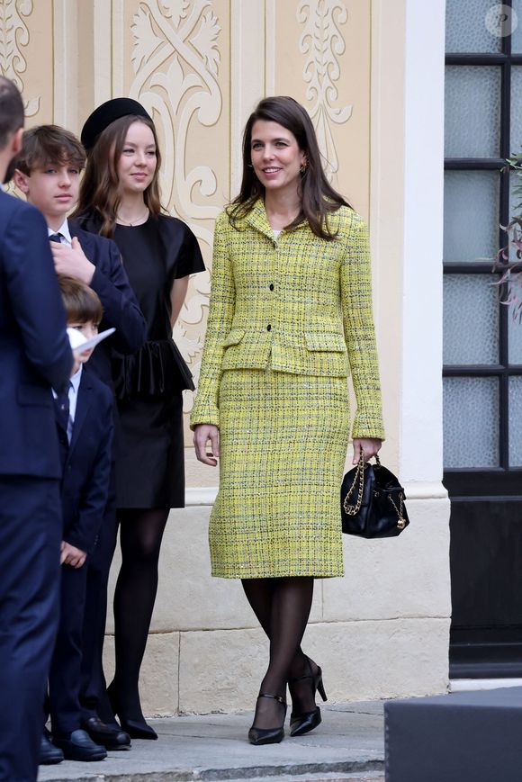 La famille princière monégasque dans la cour d'honneur du palais lors de la fête nationale à Monaco le 19 novembre 2025. © Dominique Jacovides - Bruno Bebert / Bestimage