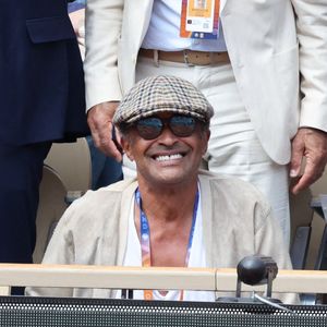 Nasser al-Khelaïfi (président du PSG) et Yannick Noah lors de la présentation du trophée de la Ligue des champions sur le court Philippe-Chatrier lors des internationaux de France de Tennis de Roland Garros 2025 (Jour 9), à Paris, France, le 2 juin 2025. © Jacovides-Moreau/Bestimage