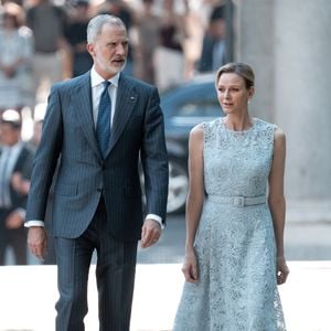 Le roi Felipe VI d'Espagne, la princesse Charlène de Monaco lors du 150ème anniversaire de l'établissement des premières relations diplomatiques entre l'Espagne et Monaco au Jardin botanique royal à Madrid le 1er juin 2026. LALO YASKY / BESTIMAGE