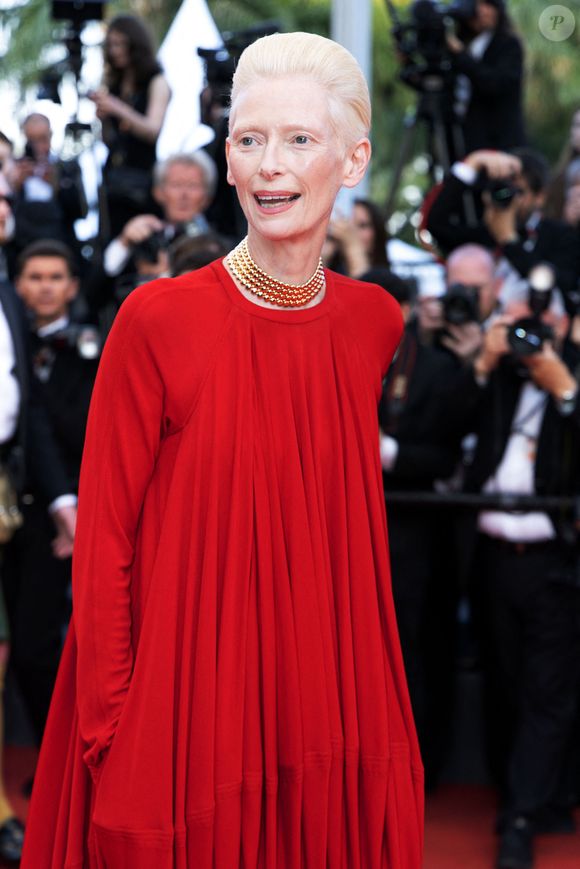 Tilda Swinton - Montée des marches pour la cérémonie de clôture du 79ème Festival International du Film de Cannes, le 23 mai 2026. © Olivier Borde / Bestimage