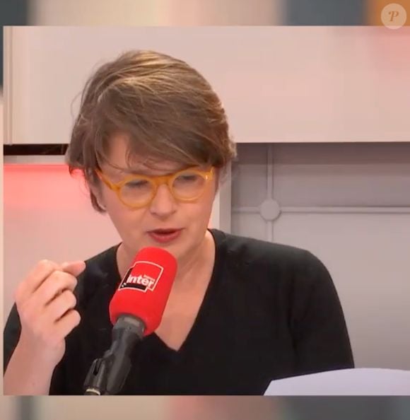 Carine Bécard face à Christophe Castaner sur France Inter (Capture d'écran YouTube - France Inter en 2017).