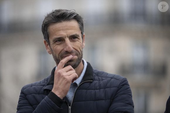 Le président français du Comité d'organisation des Jeux olympiques et paralympiques de Paris 2024 (COJO), Tony Estanguet, assiste à la cérémonie de présentation des trois nouvelles cloches, dont celle utilisée lors des Jeux olympiques de Paris, qui seront placées dans la cathédrale Notre-Dame de Paris le 7 novembre 2024. Photo by Eliot Blondet/ABACAPRESS.COM