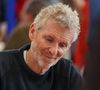 L'animateur aime aussi tester ses limites

Denis Brogniart à la Hall Georges Brassens de Brive-la-Gaillarde pour la 43ème Foire du livre de Brive, le 7 novembre 2025. ©Jean-Marc LHOMER/Bestimage.