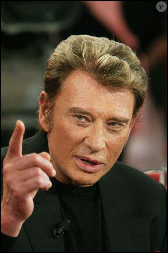 JOHNNY HALLYDAY - EMISSION VIVEMENT DIMANCHE