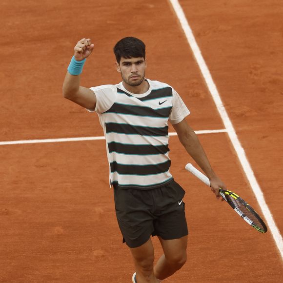 Carlos Alcaraz remporte les internationaux de France de Tennis de Roland Garros 2025 face à J.Sinner à Paris le 8 juin 2025 (Credit Image: © Loic Baratoux/ZUMA Press Wire / Bestimage)