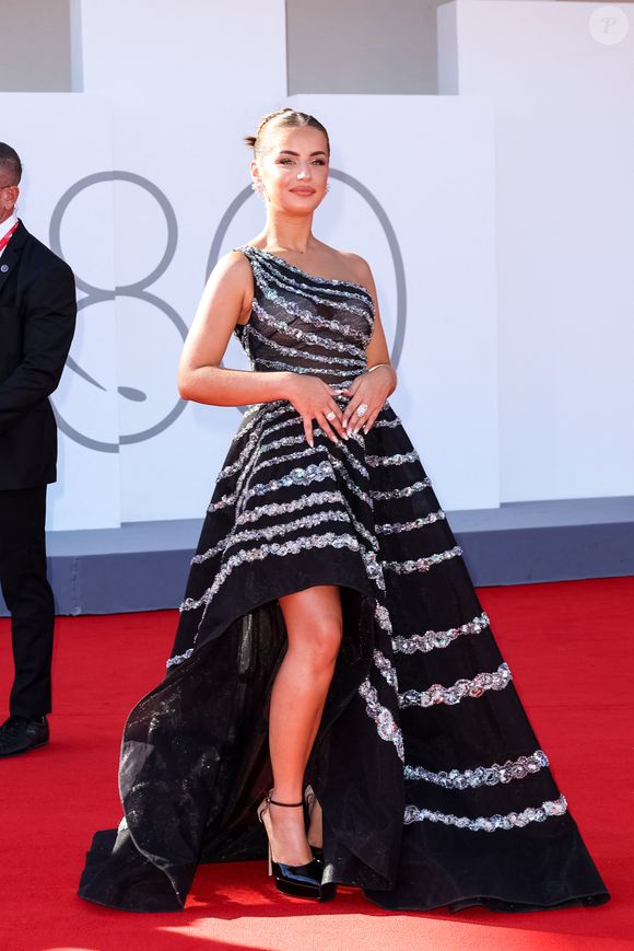 Kamila au 80e festival du film de Venise le 4 septembre 2023 en Italie