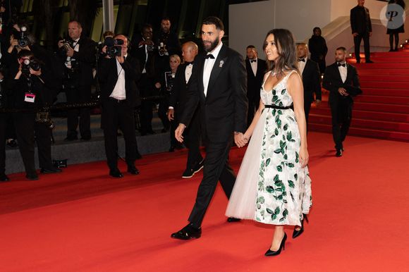 Karim Benzema et sa compagne Lyna Khoudri à la descente des marches du film « 13 jours 13 nuits » lors du 78ème Festival International du Film de Cannes. Le 23 mai 2025
© Olivier Borde/ Bestimage
