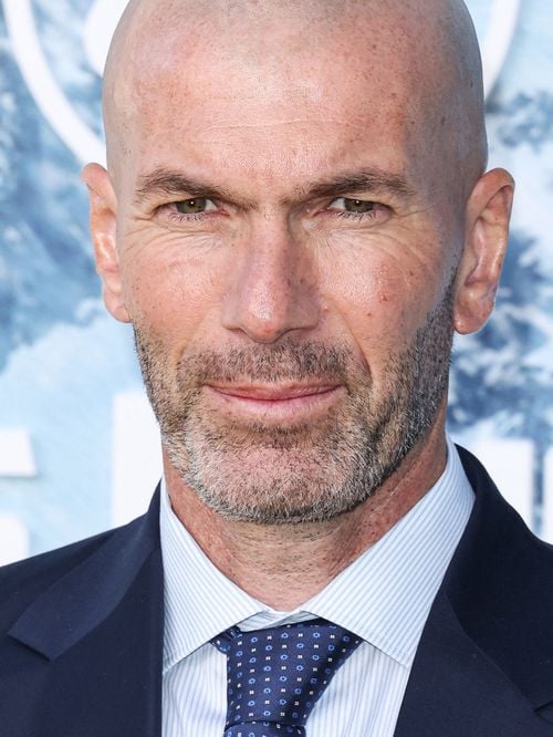 Zinedine Zidane : Votre enfant peut apprendre le foot avec lui pendant les vacances ! Des stages proposés à 199 euros pour 5 jours