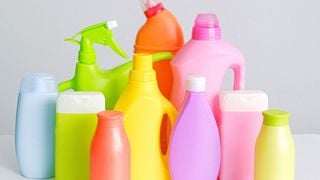 Comment réutiliser ses bidons de lessive vide ? 5 transformations utiles et rapides à tester