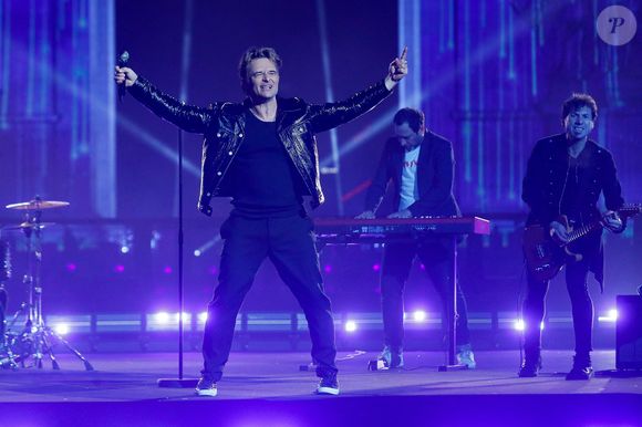 David Hallyday lors de l'émission "La grande soirée du 31 décembre de Paris" diffusée sur France 2 sur les Champs-Elysées à Paris, France, le 31 décembre 2024.  © Clovis-Tribeca/Bestimage