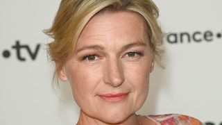 Dans C à vous, des employés témoigneraient du comportement d'Anne-Elisabeth Lemoine loin d'être celle que l'on voit à l'écran