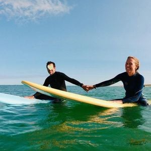 Agathe Lecaron partage de rares photos d'elle avec son mari François Pellissier ainsi que leurs enfants Gaspard et Félix.