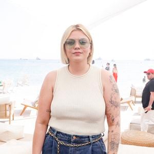 Semi-exclusif -  Louane Emera lors de la remise du prix TikTok Short Film à la Plage des Palmes en marge du 76ème Festival International du Film de Cannes,France, le 23 mai 2023. © Jack Tribeca/Bestimage