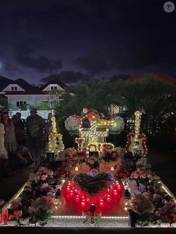 Tombe de Johnny Hallyday à St Barth en 2024