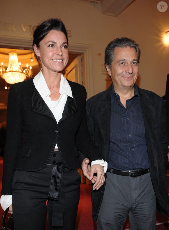 Christian Clavier et sa compagne  Isabella assistent au Top 30 Opéra organisé par Radio Classique au théâtre Mogador à Paris, France le 10 novembre 2008. Photo Thierry Orban/ABACAPRESS.COM