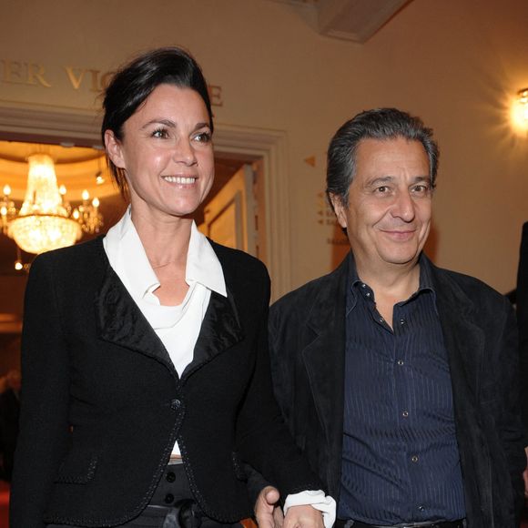 Christian Clavier et sa compagne  Isabella assistent au Top 30 Opéra organisé par Radio Classique au théâtre Mogador à Paris, France le 10 novembre 2008. Photo Thierry Orban/ABACAPRESS.COM
