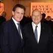 Manuel Valls célébré devant son influente épouse et héritière d'une grande entreprise ainsi que Marc Ladreit de La Charrière