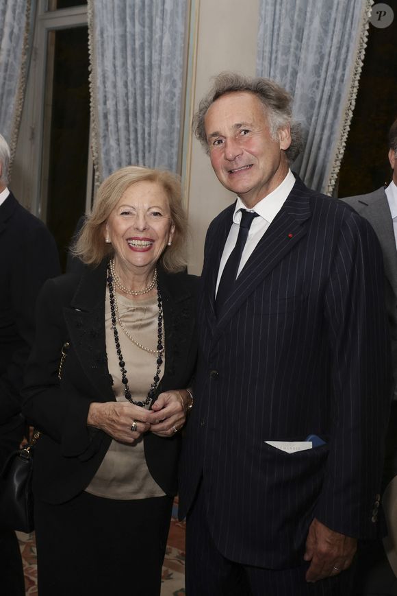 Brigitte Longuet et Pierre-Olivier Sur - Dîner de La Revue des Deux Mondes au Cercle Interalliée avec en invité d’honneur Gerald Darmanin, Paris, France, le 3 novembre 2025. Les salons du Cercle Interallié ont fait salle comble ce soir-là, réunissant de nombreuses personnalités du monde de la politique, des affaires, du droit, de la culture ou encore de la diplomatie, venues écouter le garde des Sceaux. 
© Jack Tribeca / Bestimage
