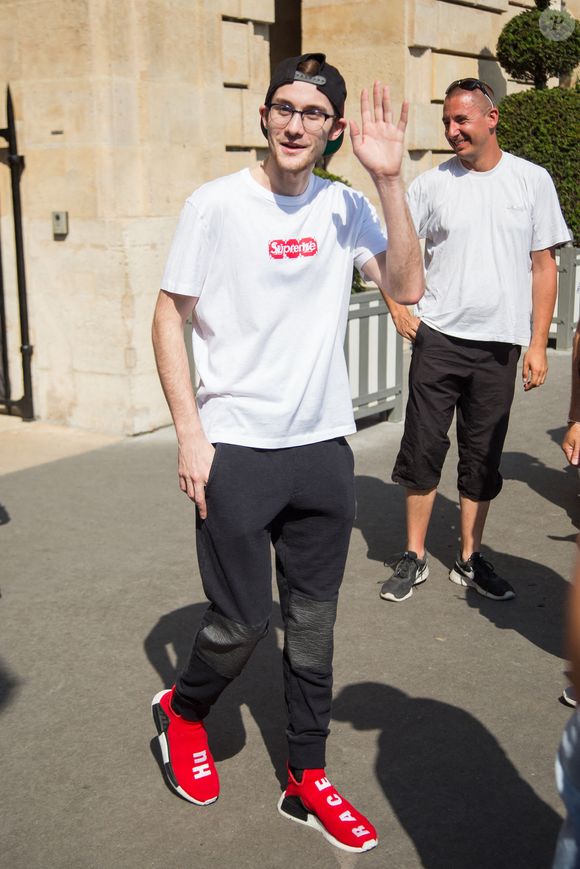 Rene-Charles Angelil, le fils de Céline Dion en balade le 30 juin 2019 à Paris, France. Photo par Nasser Berzane/ABACAPRESS.COM