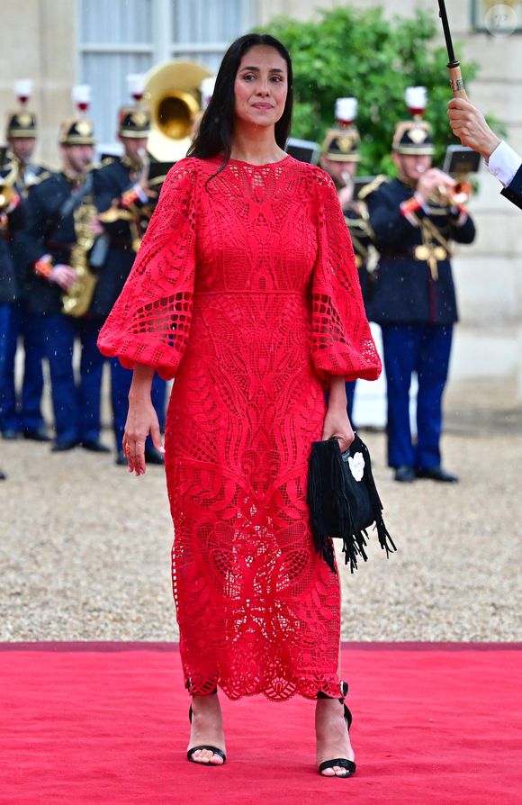 Solange Martins, chanteuse brésilienne - Arrivées des personnalités au dîner d’État en l’honneur du président brésilien et de sa femme au palais présidentiel de l’Élysée à Paris le 5 juin 2025.

© Christian Liewig / Bestimage