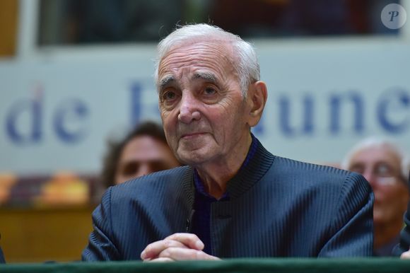 Charles Aznavour durant la 157ème vente aux enchères des vins des Hospices de Beaune à Beaune le 19 novembre 2017. © Giancarlo Gorassini/Bestimage
