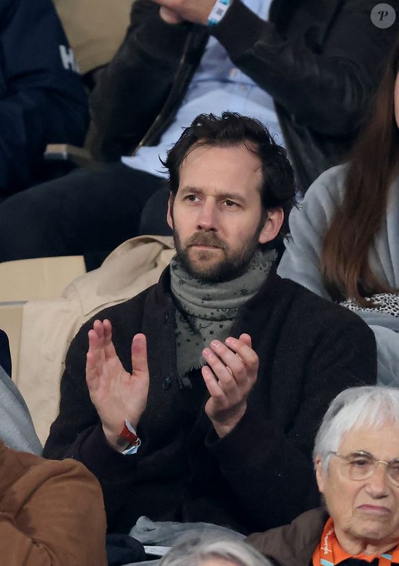 Benjamin Lavernhe dans les tribunes des Internationaux de France de tennis de Roland Garros 2024 à Paris, France, le 1er juin 2024. © Jacovides-Moreau/Bestimage