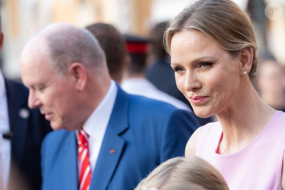 Alors que son époux Albert II est en Egypte

La princesse Charlène de Monaco et le prince Albert II de Monaco assistent à la célébration des 20 ans de règne du prince Albert II de Monaco le 19 juillet 2025 à Monaco, Monaco. Photo by Olivier Huitel/ABACAPRESS.COM