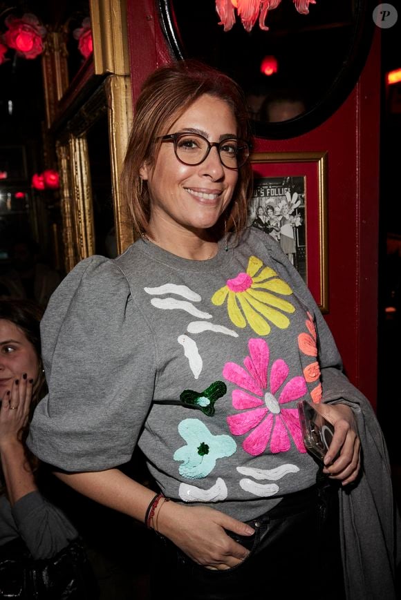 Exclusif - Léa Salamé - Inauguration du Michou Comedy Club avec Gad Elmaleh à Paris le 17 mars 2025. 
© Cyril Moreau/Bestimage