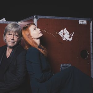 Exclusif - Le chanteur Renaud (Renaud Séchan), Axelle Red - Backstage de l'émission "MerciRenaud" sur France 2, le 15 novembre 2016 ©CYRIL MOREAU / BESTIMAGE