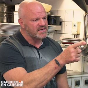Direction la Normandie pour Philippe Etchebest dans le nouvel épisode de "Cauchemar en cuisine".

Philippe Etchebest dans "Cauchemar en cuisine".