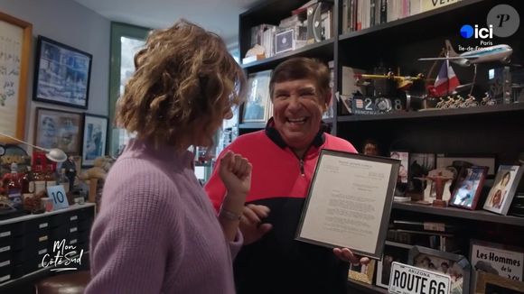 Jean-Pierre Foucault fait visiter sa maison de Carry-le-Rouet dans l'émission Côté Sud, le 3 avril. Capture d'écran France 3