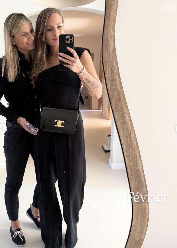 En story sur Instagram, cette dernière prend la parole pour la première fois depuis l'annonce.

Camille Santoro sur Instagram pour annoncer son couple avec une femme.