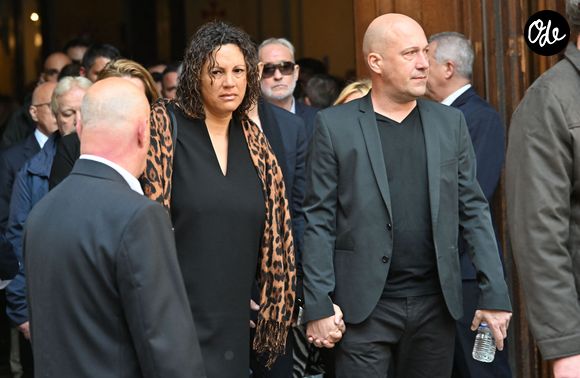 Les époux se sont néanmoins exposés dernièrement aux obsèques de Loana, figure du Loft dont ils étaient restés proches... 

Julie et Christophe Mercy aux obsèques de Loana Petrucciani dans la cathédrale Sainte-Réparate à Nice le 10 avril 2026. Crédit Bruno Bebert/Bestimage