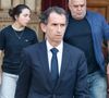 Un projet d’accord incluant un financement annuel de l’Association des franchisés et une amélioration des marges a été présenté fin janvier.

Alexandre Bompard - Sorties des obsèques de Philippe Labro dans l'église de Saint-Germain-des-Prés à Paris le 13 juin 2025. © Dominique Jacovides - Christophe Clovis / Bestimage