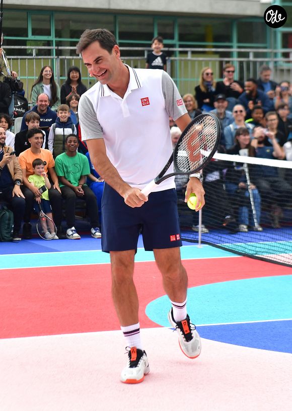 Évenement Uniqlo : Roger Federer inaugure un court de tennis à la Courneuve et participe à une session d'entrainement avec la communauté de la Courneuve le 22 mai 2024 dans le cadre du programme Around the world de son sponsor Uniqlo, série de rencontres internationales sur les thèmes de l'art, du tennis et de la culture. 
© Veeren Ramsamy / Bestimage