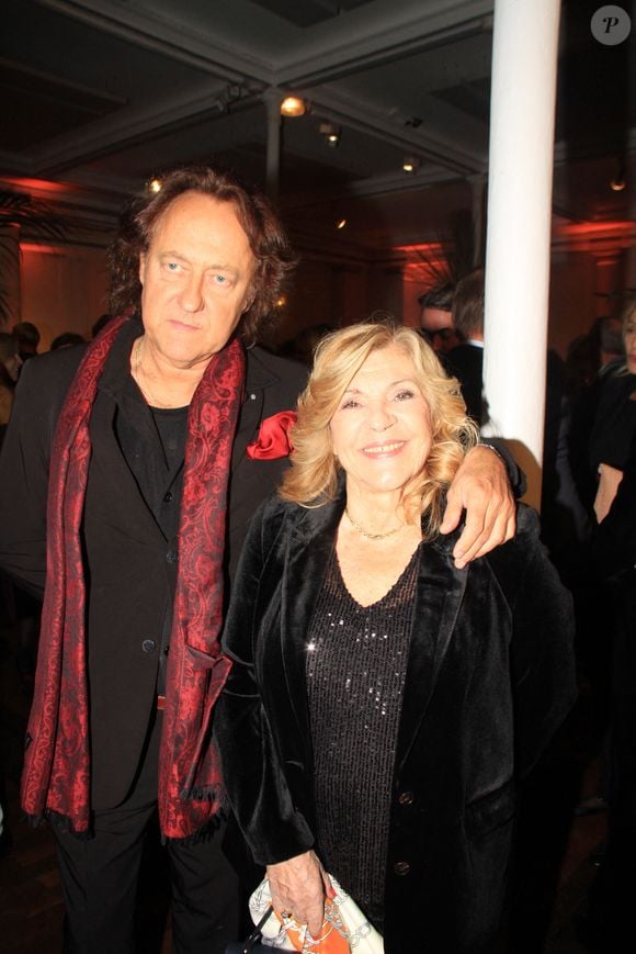 Une histoire qui dure depuis 33 ans

Nicoletta et son mari Jean-Christophe Molinier lors de la soirée de gala "Enfance Majuscule" au profit de l'enfance maltraitée à la Salle Gaveau à Paris le 7 octobre 2024.
Enfance Majuscule milite activement pour une libération de la parole des victimes, et pour une réelle prise en compte par les pouvoirs publics des violences et des maltraitances quotidiennes subies par les enfants.

© Philippe Baldini / Bestimage