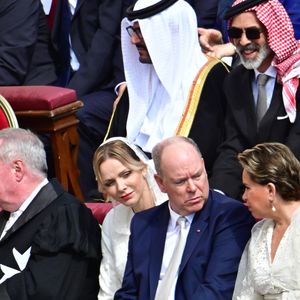 Demain, l'époux de Charlene de Monaco partira pour le Vatican 

Le prince Albert II de Monaco et la princesse Charlène de Monaco, Grand-Duc Henri de Luxembourg avec femme Marie-Thérèse de Luxembourg assistent à la messe inaugurale du pape Léon XIV pour le début de son pontificat sur la place Saint-Pierre au Vatican à Rome, Italie, le 18 mai 2025. © Christian Liewig/Bestimage