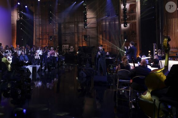 Exclusif - Matt pokora lors de l'enregistrement de l'émission Le Grand Echiquier - Spécial Claude François présentée par C.Chazal et A.Manoukian et diffusée le 13 janvier sur France, à l'Opéra royal du château de Versailles, accompagné par l'Orchestre de l'Opéra Royal à Versailles, France, le 16 septembre 2025. Jack Tribeca/Bestimage