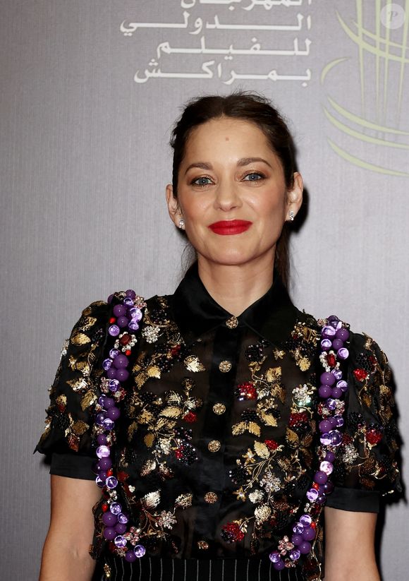 Marion Cotillard au photocall de cérémonie de clôture du 20ème Festival International du Film de Marrakech, Maroc, le 2 décembre 2023. © Dominique Jacovides/Bestimage
