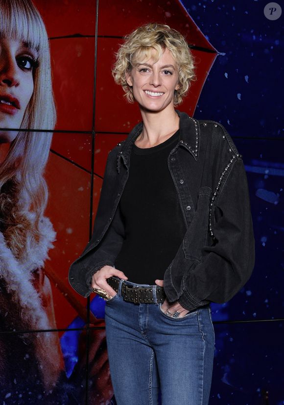 Sara Mortensen à la première du film "Joli Joli" au cinéma UGC Ciné Cité Les Halles à Paris, le 3 décembre 2024.
© Denis Guignebourg/Bestimage