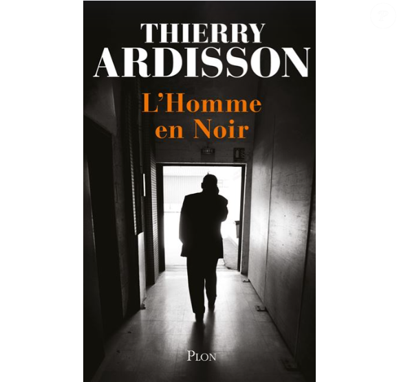 Couverture du livre "L'homme en noir", de Thierry Ardisson.