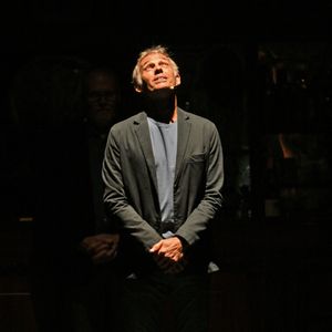 Exclusif - La pièce "Papasss" avec Christian Vadim, Nadèze Méziat, Paul Belmondo, Edouard Montoute, Bernard Fructus et Jessica Mompiou durant la soirée d'ouverture de la seconde édition des Théâtrales d'Eze à l'oppidum du Col d'Eze, le 2 août 2024© Bruno Bebert / Bestimage